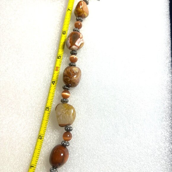 Chunky Bracelet Faceted Carnelian Agate  Silver Tone Beaded Toggle Clasp Earthy - Picture 4 of 4